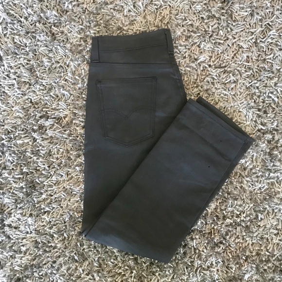 Men’s 511 Slim Fit Levi’s Jeans - Picture 2 of 4